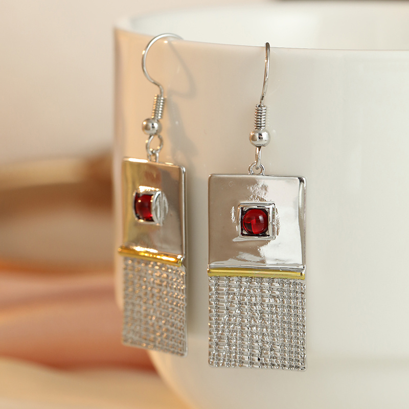 Women's Elegant Two-Tone Texture Dangle Earrings